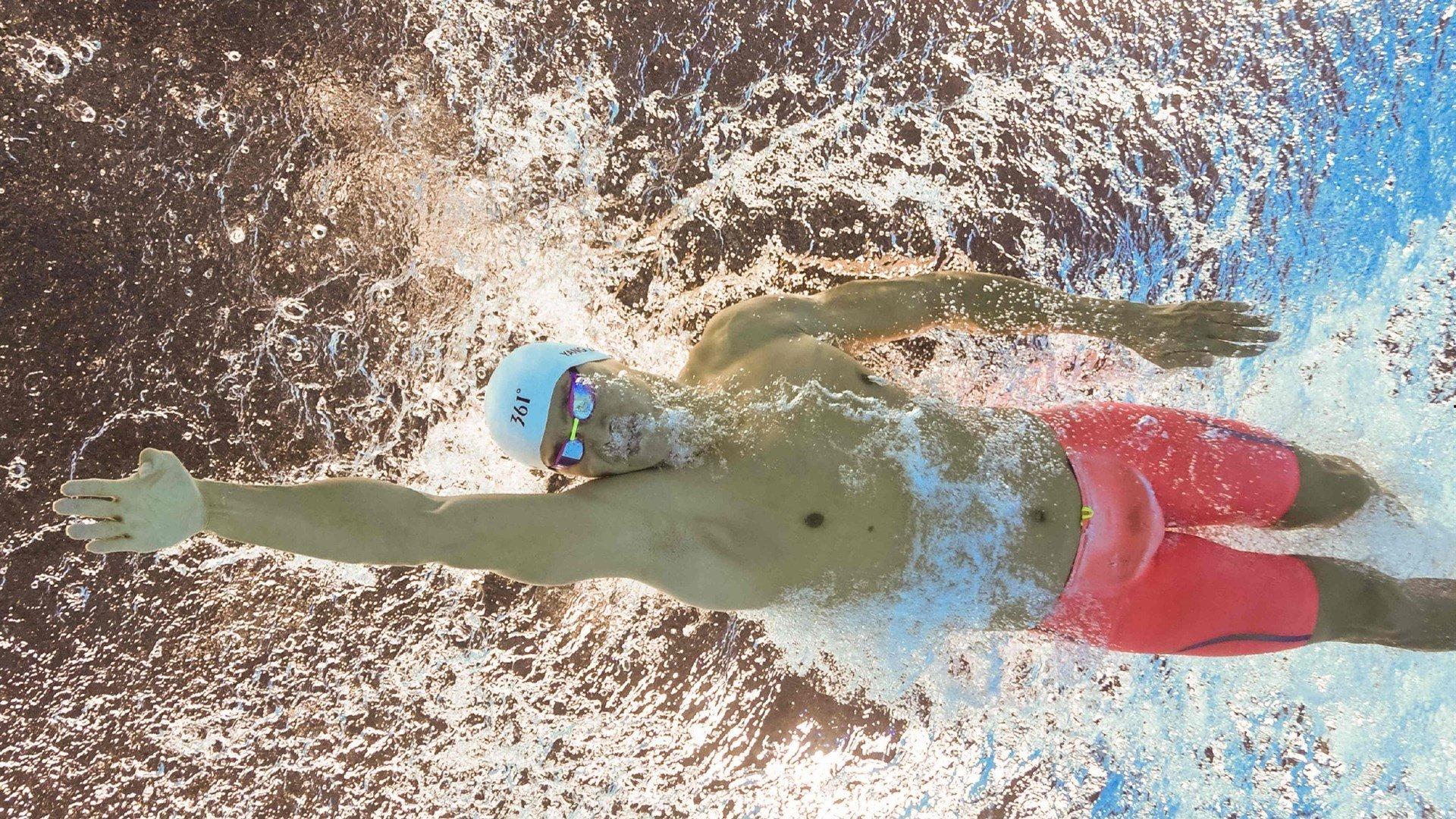 青训瑰宝杨瀚森获誉青岛版大小加,队内预测新赛季场均8+5起步