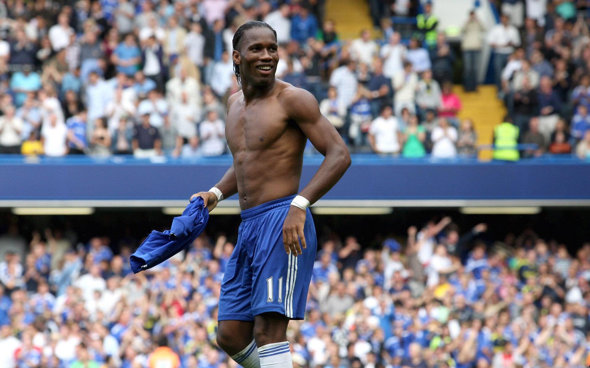 红黑军团瞄准蓝军锋线新星 财政难题成转会最大障碍