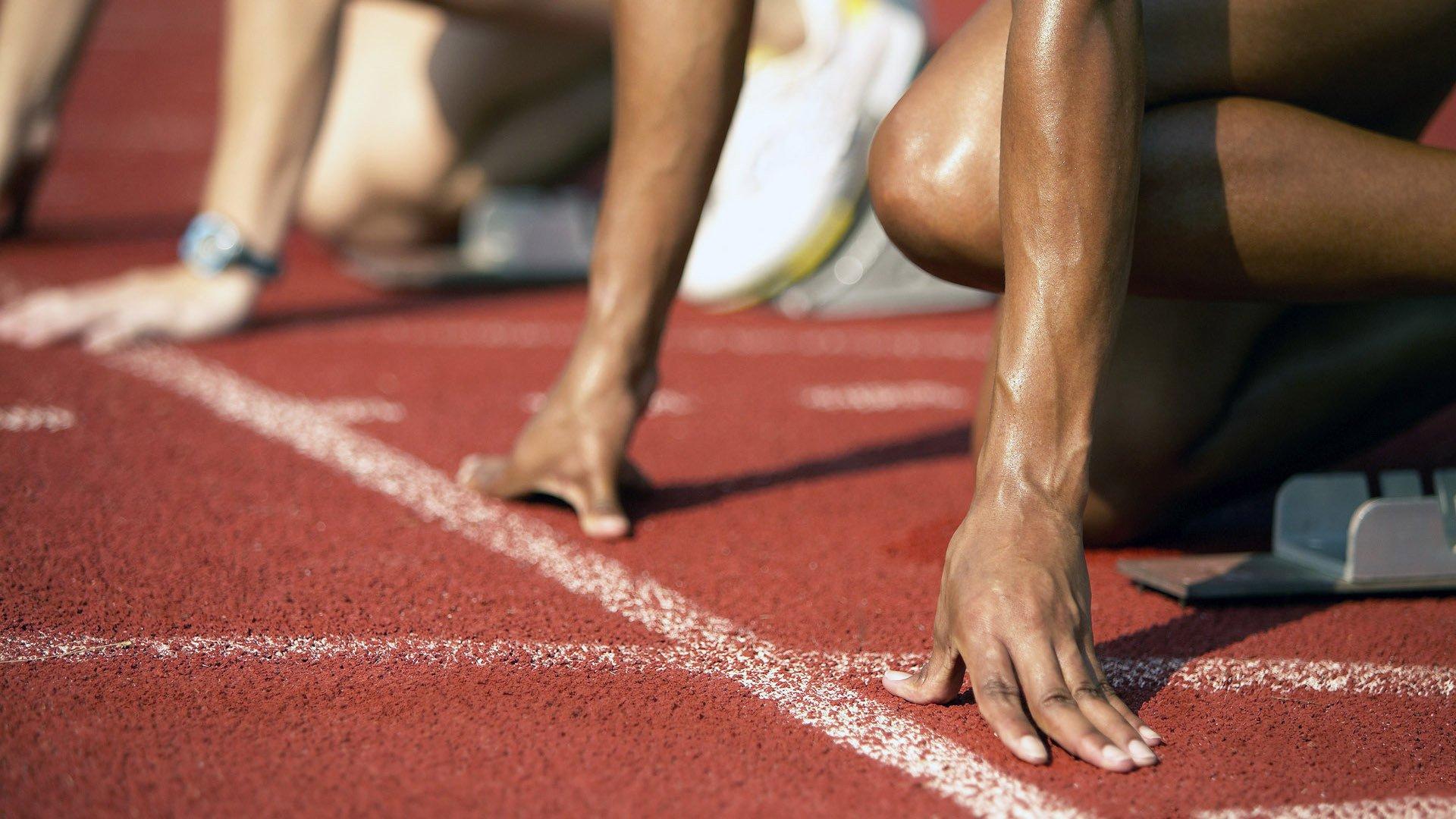 迈阿密热火阵容深度与篮球智商获美记盛赞，新赛季东部第六预测引发热议