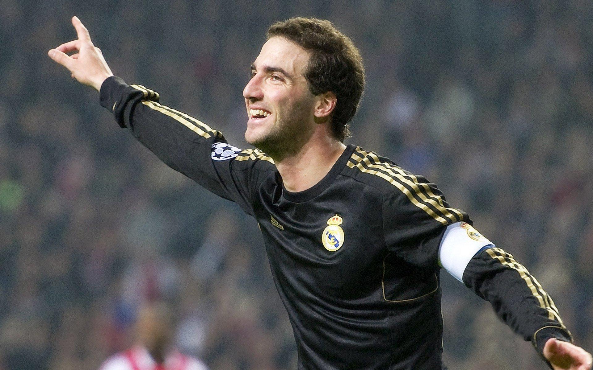 切尔西离奇乌龙风暴葬送胜局,齐耶赫转会巴黎最后一刻告吹内幕揭秘