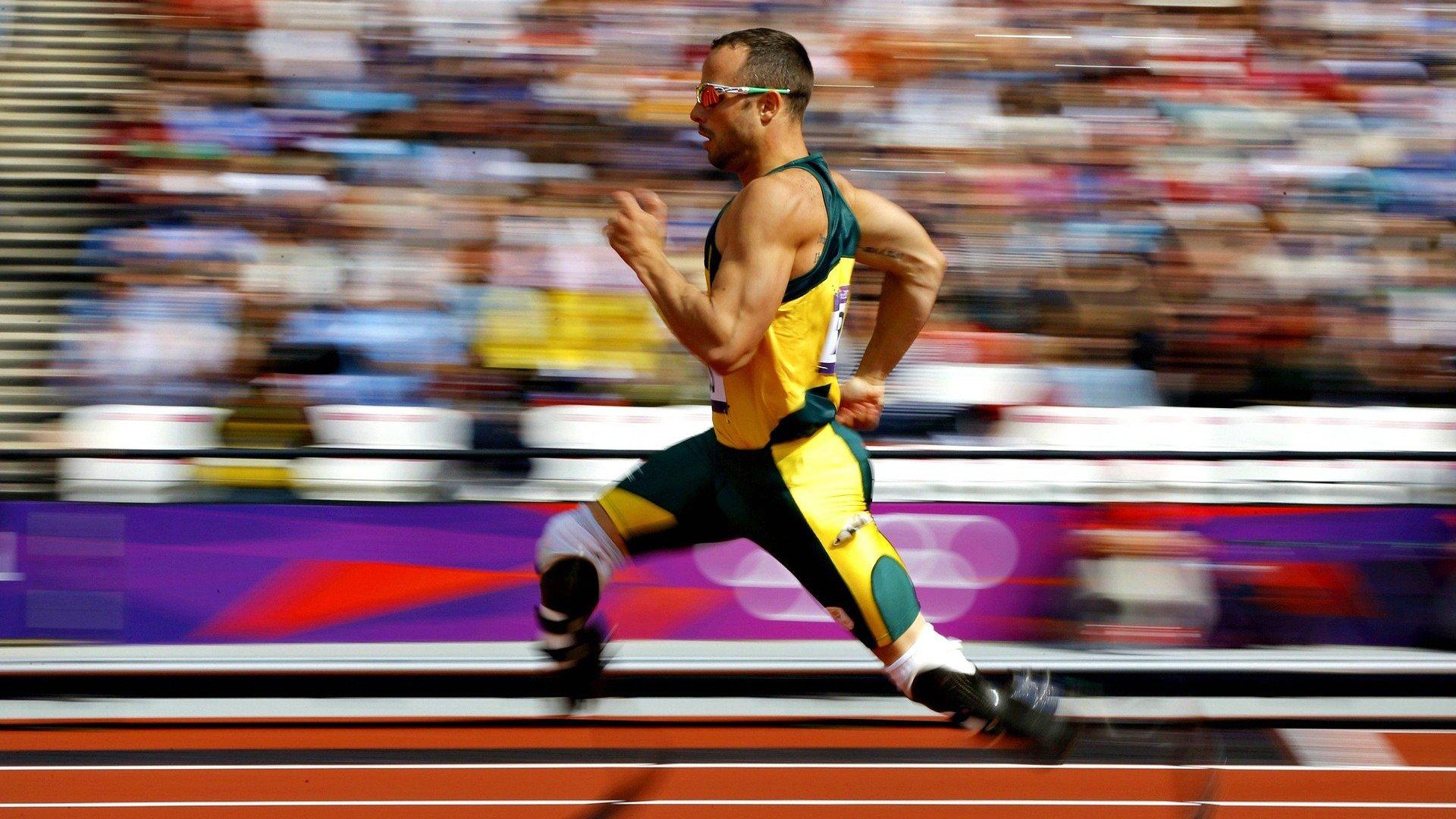 永恒弧线，全角度解析贝克汉姆那记改变足球美学的世纪进球